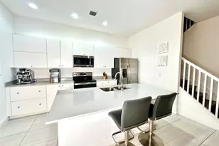 1765 NW 124th Pl, Pembroke Pines, FL 33028 - Photo 19