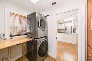 1581 NW 101st Ave, Plantation, FL 33322 - Photo 23