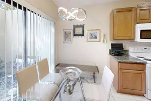 8460 Casa Del Lago, Boca Raton, FL 33433 - Photo 7