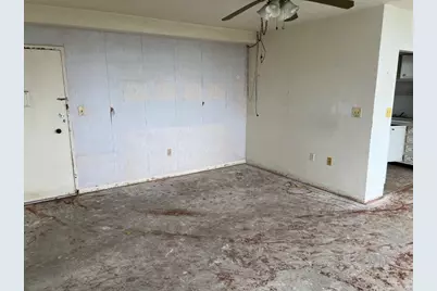 7800 Carlyle Avenue #5E, Miami Beach, FL 33141 - Photo 11