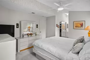 11431 Lakeview Dr, Coral Springs, FL 33071 - Photo 11