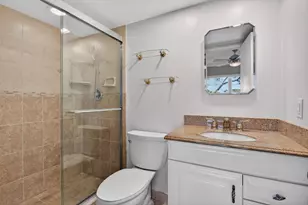 2801 N Palm Aire Dr, Pompano Beach, FL 33069 - Photo 27