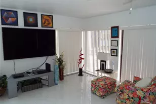 6060 S Falls Circle Dr Unit, Lauderhill, FL 33319 - Photo 21