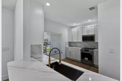 4243 SW 10th Court, Deerfield Beach, FL 33442 - Photo 35
