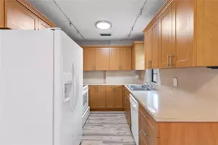 608 NE 29th Dr, Wilton Manors, FL 33334 - Photo 3