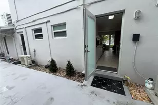 3223 NE 12th St, Pompano Beach, FL 33062 - Photo 15