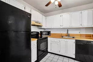 9273 SW 8th St, Boca Raton, FL 33428 - Photo 7