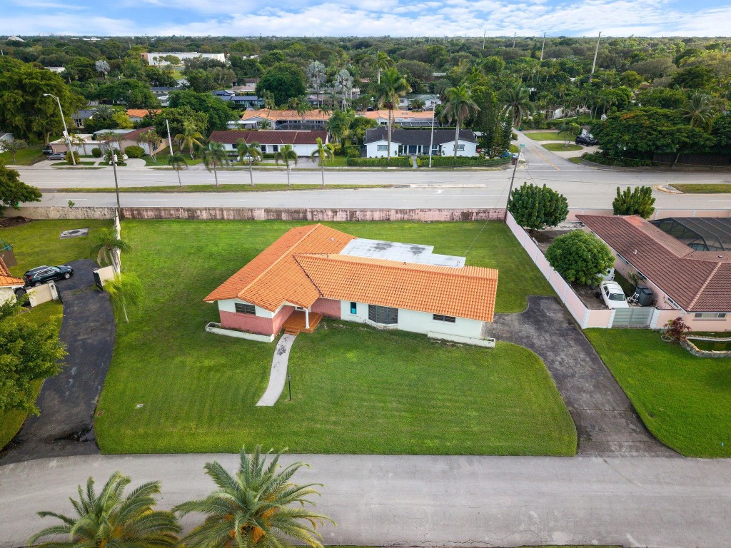 8230 SW 87th Terrace - 8230 SW 87th Terrace, Miami, FL 33143 Luxury Property | Jose Angel Pina