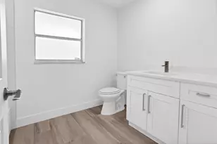 7841 NW 46th St, Lauderhill, FL 33351 - Photo 21