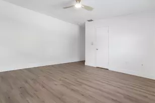 7841 NW 46th St, Lauderhill, FL 33351 - Photo 15