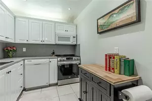 6521 Bay Club Dr, Fort Lauderdale, FL 33308 - Photo 9