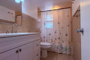 301 NE 14th Ave, Hallandale Beach, FL 33009 - Photo 35