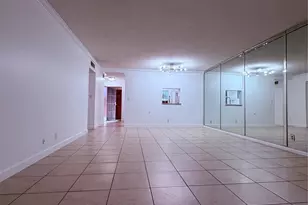 301 NE 14th Ave, Hallandale Beach, FL 33009 - Photo 13