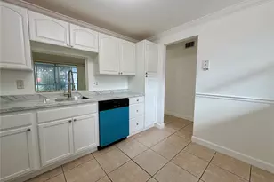 301 NE 14th Ave, Hallandale Beach, FL 33009 - Photo 7