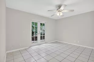 536 SE 20th Ave, Deerfield Beach, FL 33441 - Photo 21