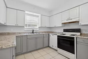 536 SE 20th Ave, Deerfield Beach, FL 33441 - Photo 1