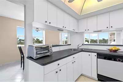 4010 Galt Ocean Drive #312, Fort Lauderdale, FL 33308 - Photo 9
