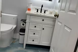 7302 S Devon Dr, Fort Lauderdale, FL 33321 - Photo 17