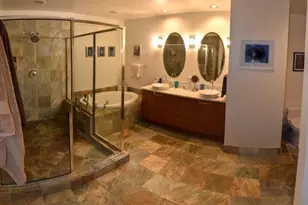 2601 NE 14th Ave, Wilton Manors, FL 33334 - Photo 15