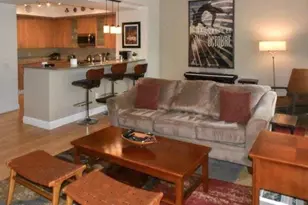 2601 NE 14th Ave, Wilton Manors, FL 33334 - Photo 9