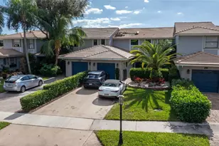 3182 Deer Creek Lake Shore Dr, Deerfield Beach, FL 33442 - Photo 13