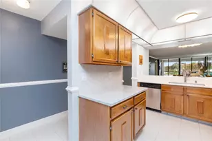 5921 Coral Lake Dr, Margate, FL 33063 - Photo 9