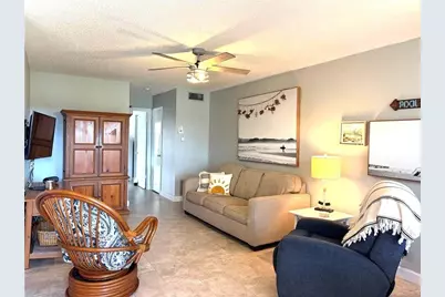 34 Pine Arbor Lane #203, Vero Beach, FL 32962 - Photo 3