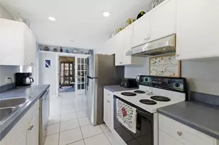 5551 SW 8th St, Margate, FL 33068 - Photo 11