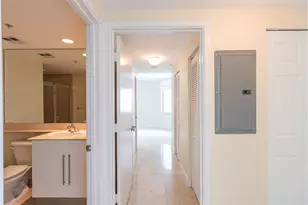 335 S Biscayne Blvd, Miami, FL 33131 - Photo 11