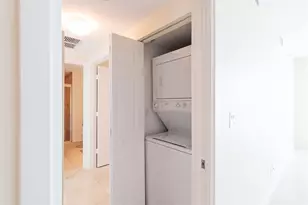 335 S Biscayne Blvd, Miami, FL 33131 - Photo 9