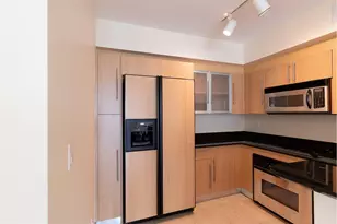 335 S Biscayne Blvd, Miami, FL 33131 - Photo 7