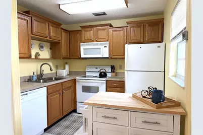 73 Royal Oak Court #206, Vero Beach, FL 32962 - Photo 3