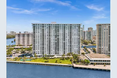 500 Bayview Drive #2023, Sunny Isles Beach, FL 33160 - Photo 31