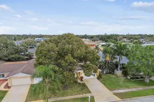 13653 Serena Dr, Largo, FL 33774 - Photo 35