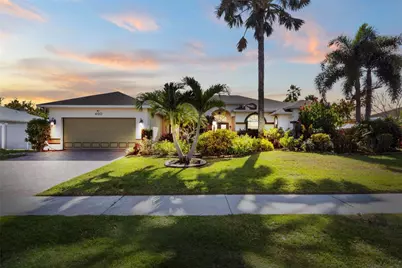 460 NE Cornwall Avenue, Port Saint Lucie, FL 34983 - Photo 1
