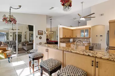 460 NE Cornwall Avenue, Port Saint Lucie, FL 34983 - Photo 11