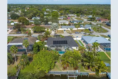 460 NE Cornwall Avenue, Port Saint Lucie, FL 34983 - Photo 59