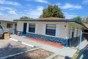 1451 NW 20th Ct, Fort Lauderdale, FL 33311 - Photo 3