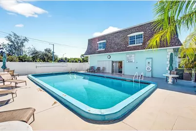 1901 Indian River Boulevard #104C, Vero Beach, FL 32960 - Photo 5