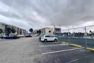 701 Three Islands Boulevard, Hallandale Beach, FL 33009 - Photo 23