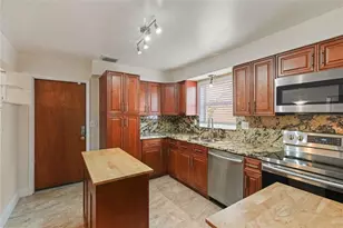 51 NE 49th St, Fort Lauderdale, FL 33334 - Photo 9