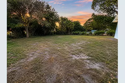 2903 Avenue R, Fort Pierce, FL 34947 - Photo 13
