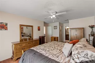 9815 NW 5th Pl, Plantation, FL 33324 - Photo 13