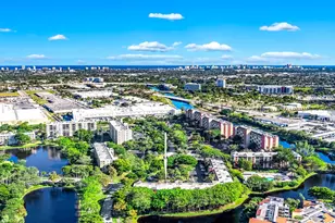 2214 S Cypress Bend Dr, Pompano Beach, FL 33069 - Photo 33