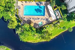 2214 S Cypress Bend Dr, Pompano Beach, FL 33069 - Photo 15