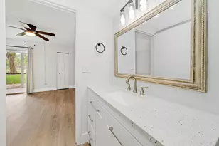 2214 S Cypress Bend Dr, Pompano Beach, FL 33069 - Photo 7