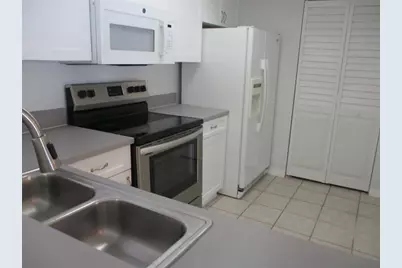 5045 Wiles Road #206, Coconut Creek, FL 33073 - Photo 7