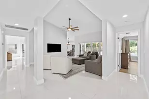 1695 Lakeshore Cir, Weston, FL 33326 - Photo 11
