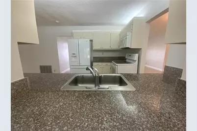 7104 NW 70th Street, Tamarac, FL 33321 - Photo 13