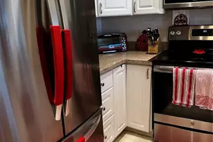 2734 NE 27th Ct, Pompano Beach, FL 33064 - Photo 9